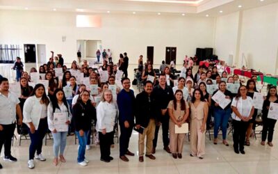 IDEFT fortalece empleabilidad en Los Altos con la entrega de 886 constancias de capacitación