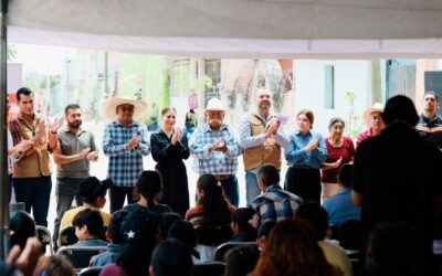 Gerardo Quirino entrega dos nuevas vialidades en San Juan Evangelista