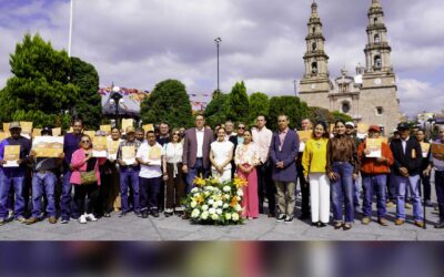 Respalda Prodeur entrega de título de propiedad de la Presidencia Municipal de Encarnación de Díaz
