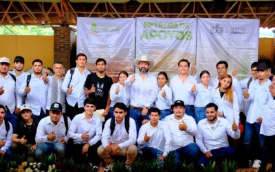 Entrega Gobierno de Jalisco apoyos a 371 personas para fortalecer al sector del campo en la región Costa Sur